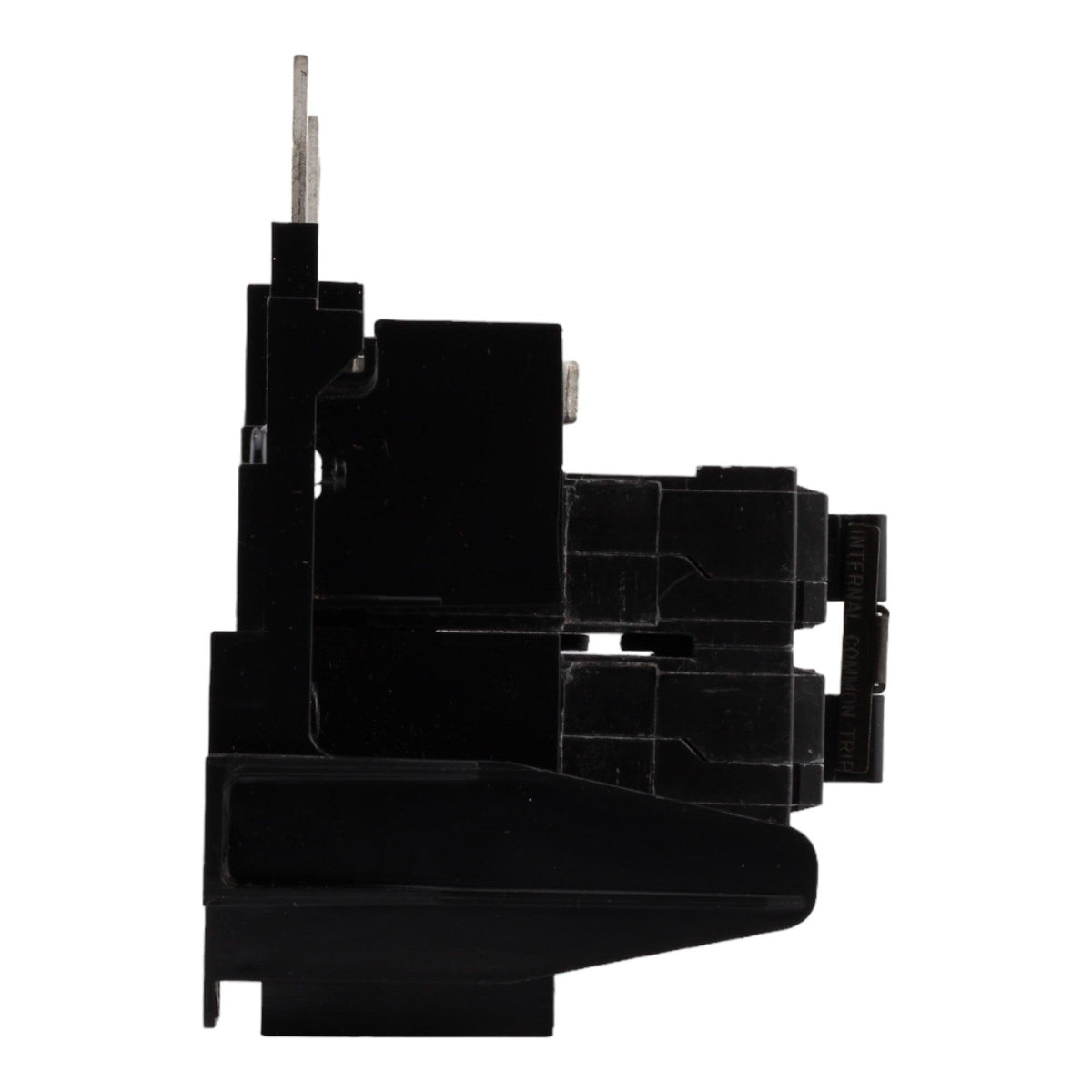 GE THQMV125D 125 Amp Double Pole Main Circuit Breaker, 120/240V, Plug-In, UL Listed