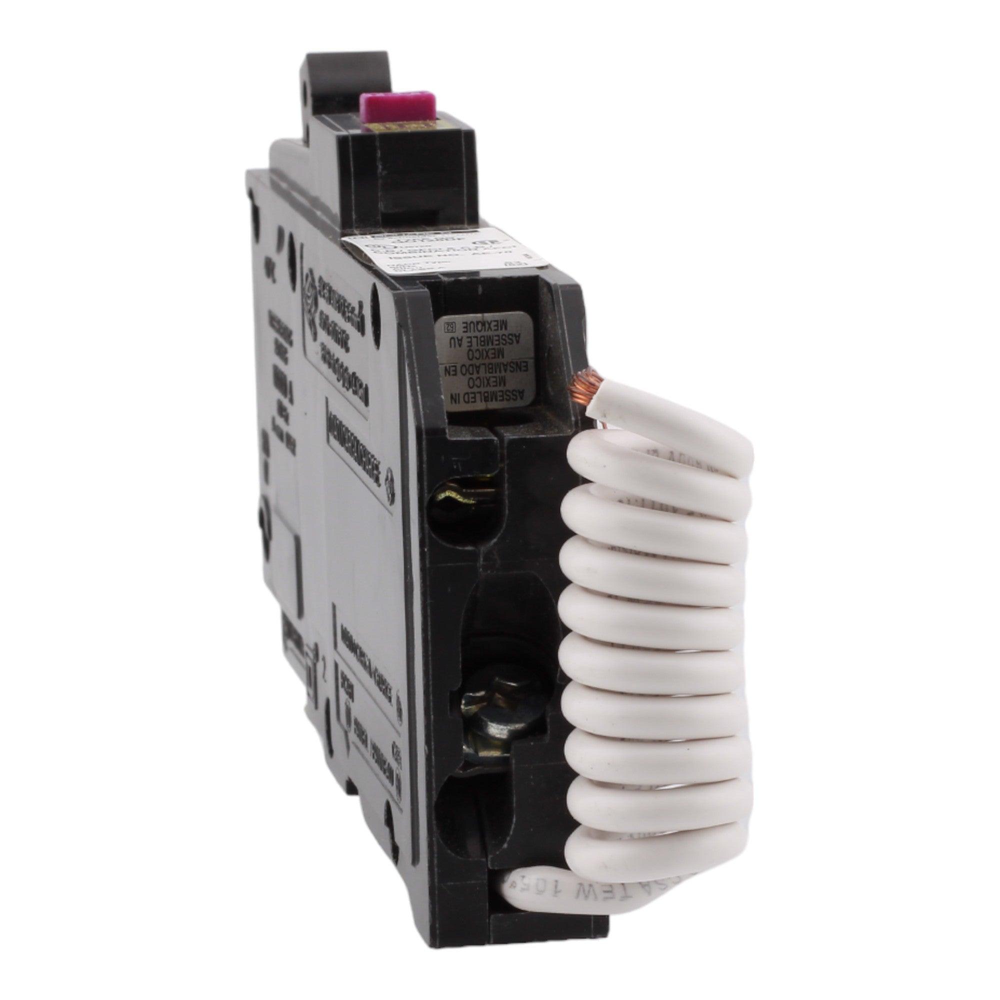 15A 120V Siemens Tandem CAFCI Circuit Breaker and 20A Dual Function